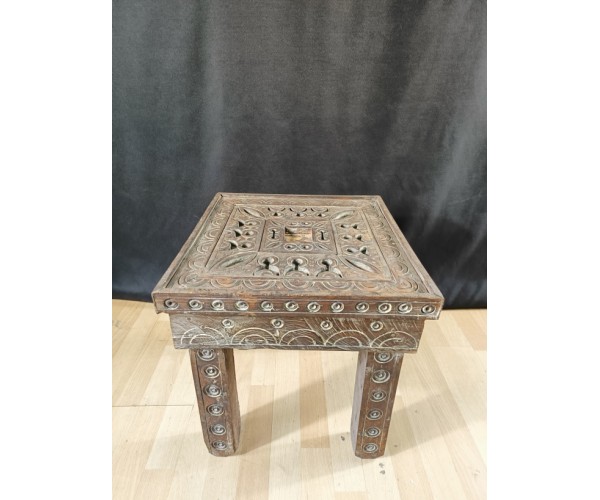 Mesa de madera bereber
