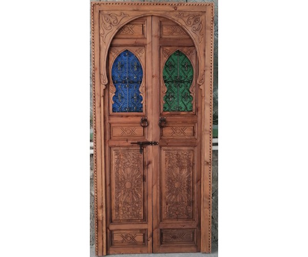 Puerta árabe de madera doble hoja ventana y cristal